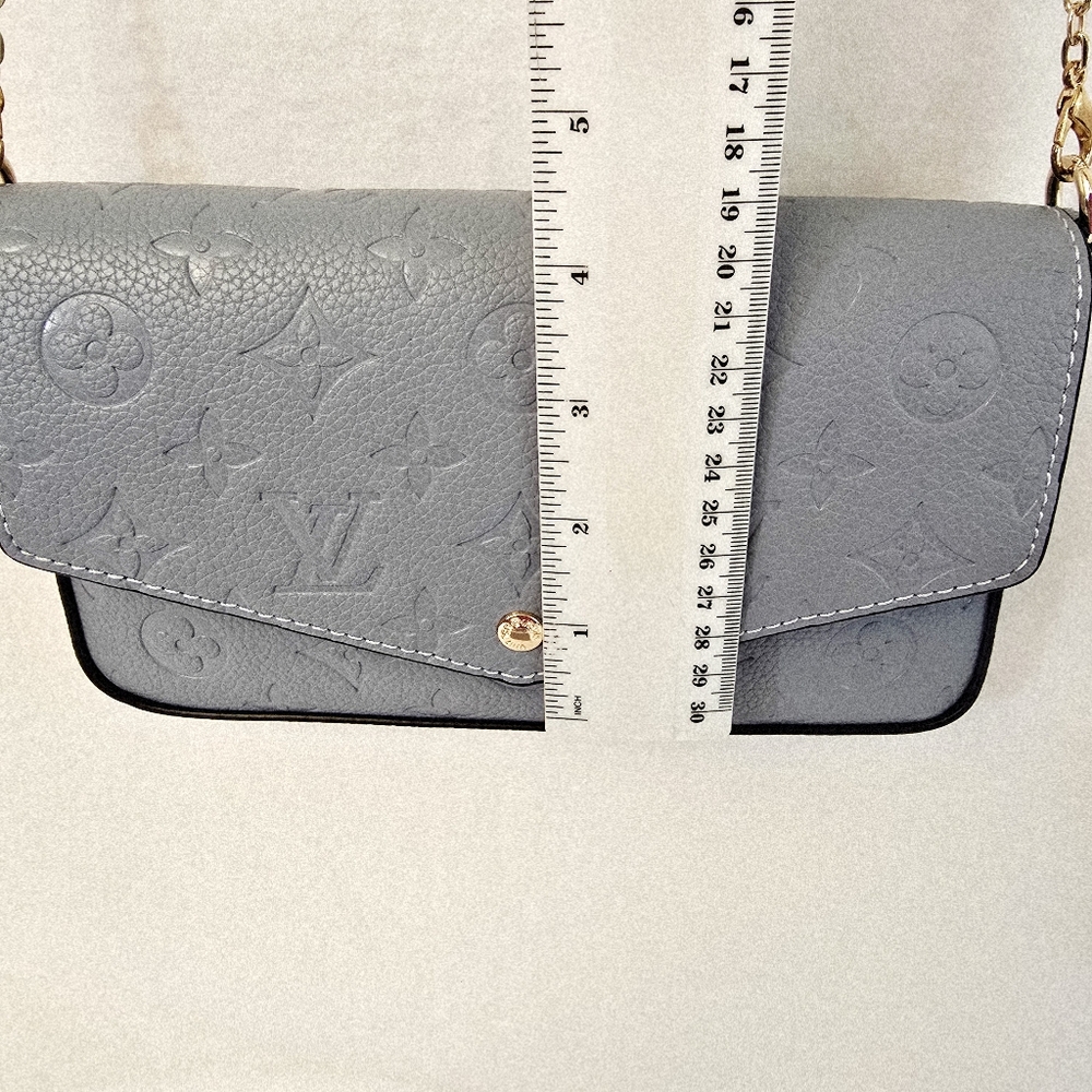 Louis Vuitton Gray Crossbody Bag - Picture 7 of 16